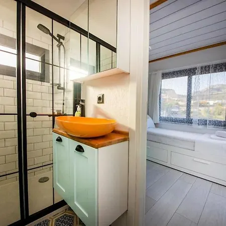 Rita Tiny House Surrounded By Nature In Prázdninový dům
