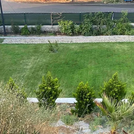 Rita Tiny House Surrounded By Nature In Semesterbostad *